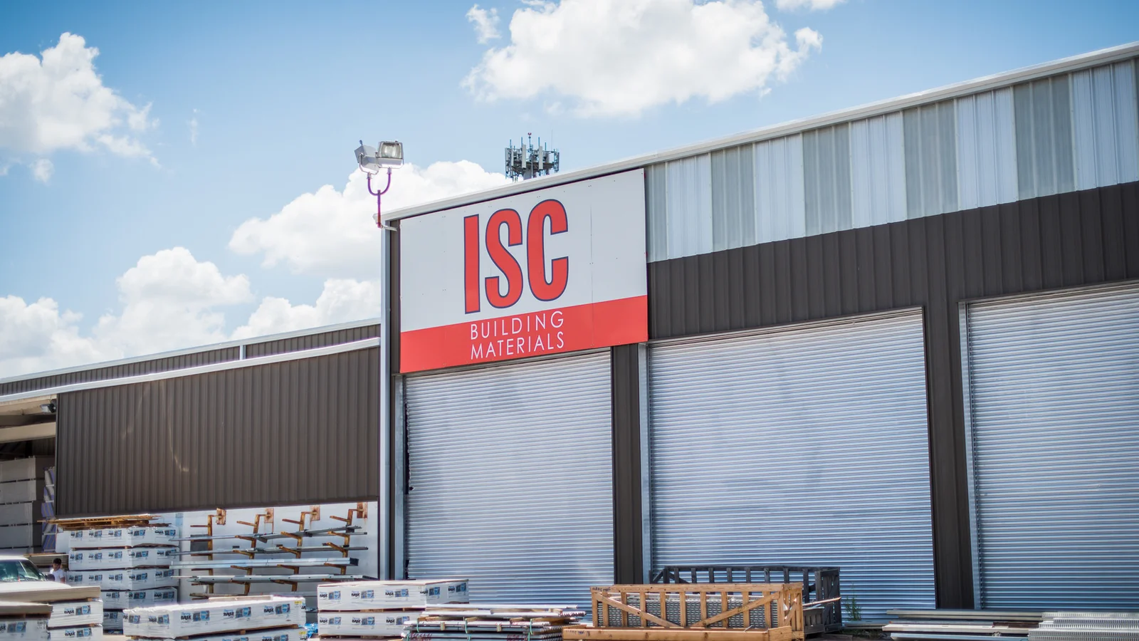 Dibond Signs in San Antonio for Long-Term Business Visibility